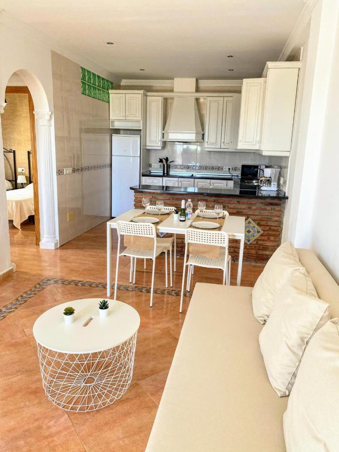 Apartamento Rio Adelfas Apartamento Benajarafe Exterior foto