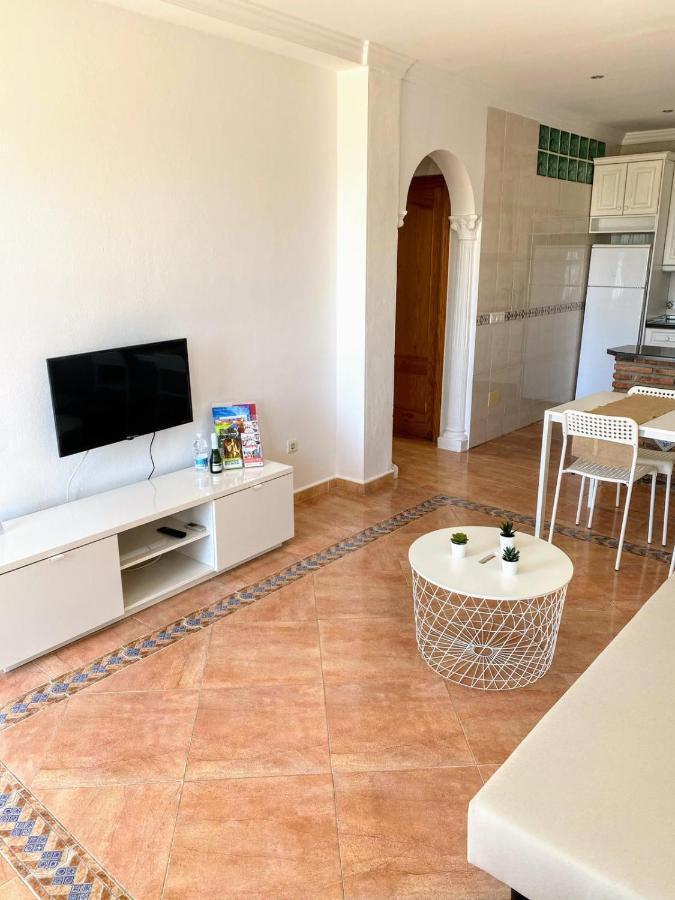 Apartamento Rio Adelfas Apartamento Benajarafe Exterior foto